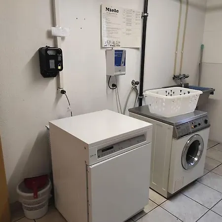 Apartment Family Friendly 2-bedroom Near Golf & Slopes *