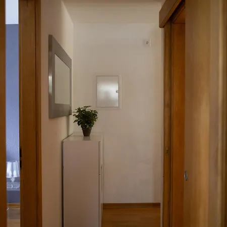 Family Friendly 2-bedroom Near Golf & Slopes 公寓 *