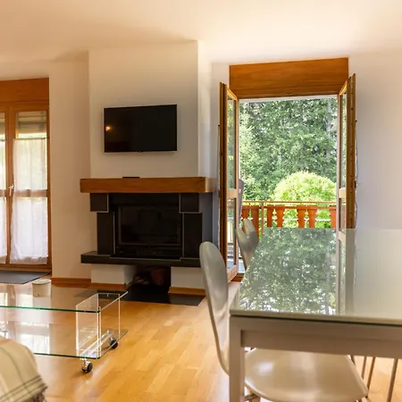 Apartment Family Friendly 2-bedroom Near Golf & Slopes