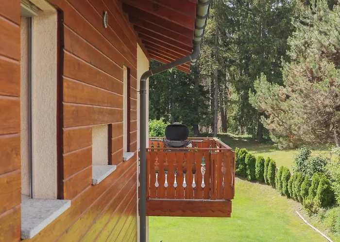 Family Friendly 2-bedroom Near Golf & Slopes * Lens